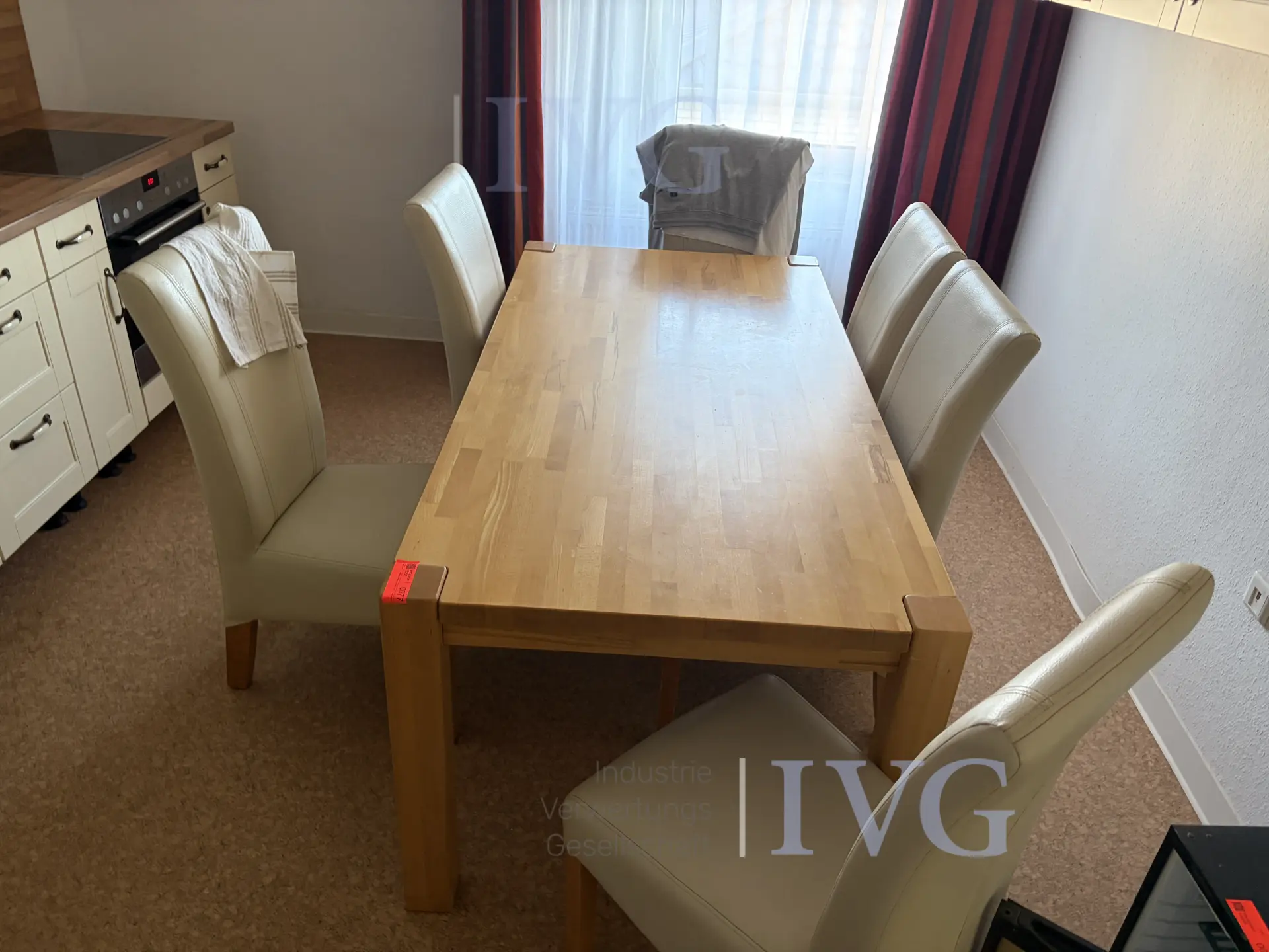 Eettafel (houtlook) – foto 2 – kavel bij IVG, Bad Salzuflen