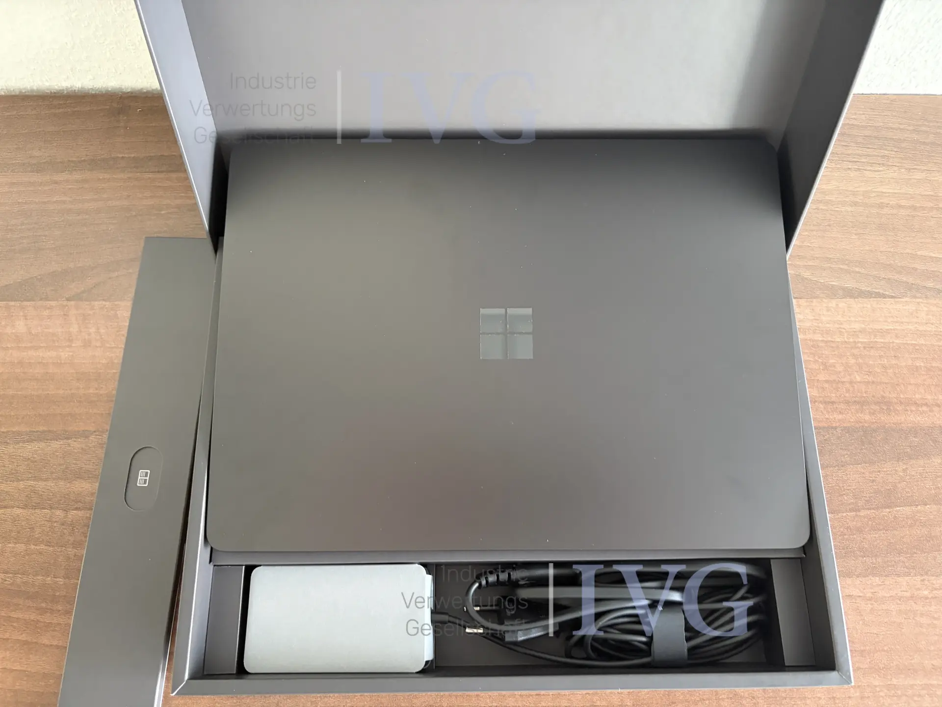 Notebook MICROSOFT Surface 2036 – foto 4 – kavel bij IVG, Bad Salzuflen