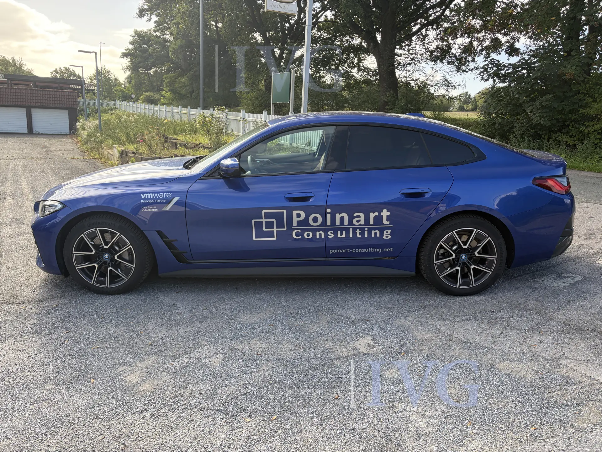 Limousine BMW i4 eDrive40 – foto 8 – kavel bij IVG, Bad Salzuflen