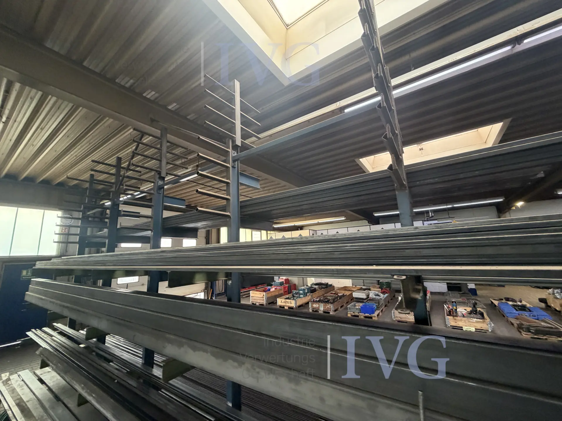 Kragarmregal (blau) – foto 7 – kavel bij IVG, Gütersloh