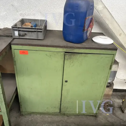 Stahl-Schrank (grün)