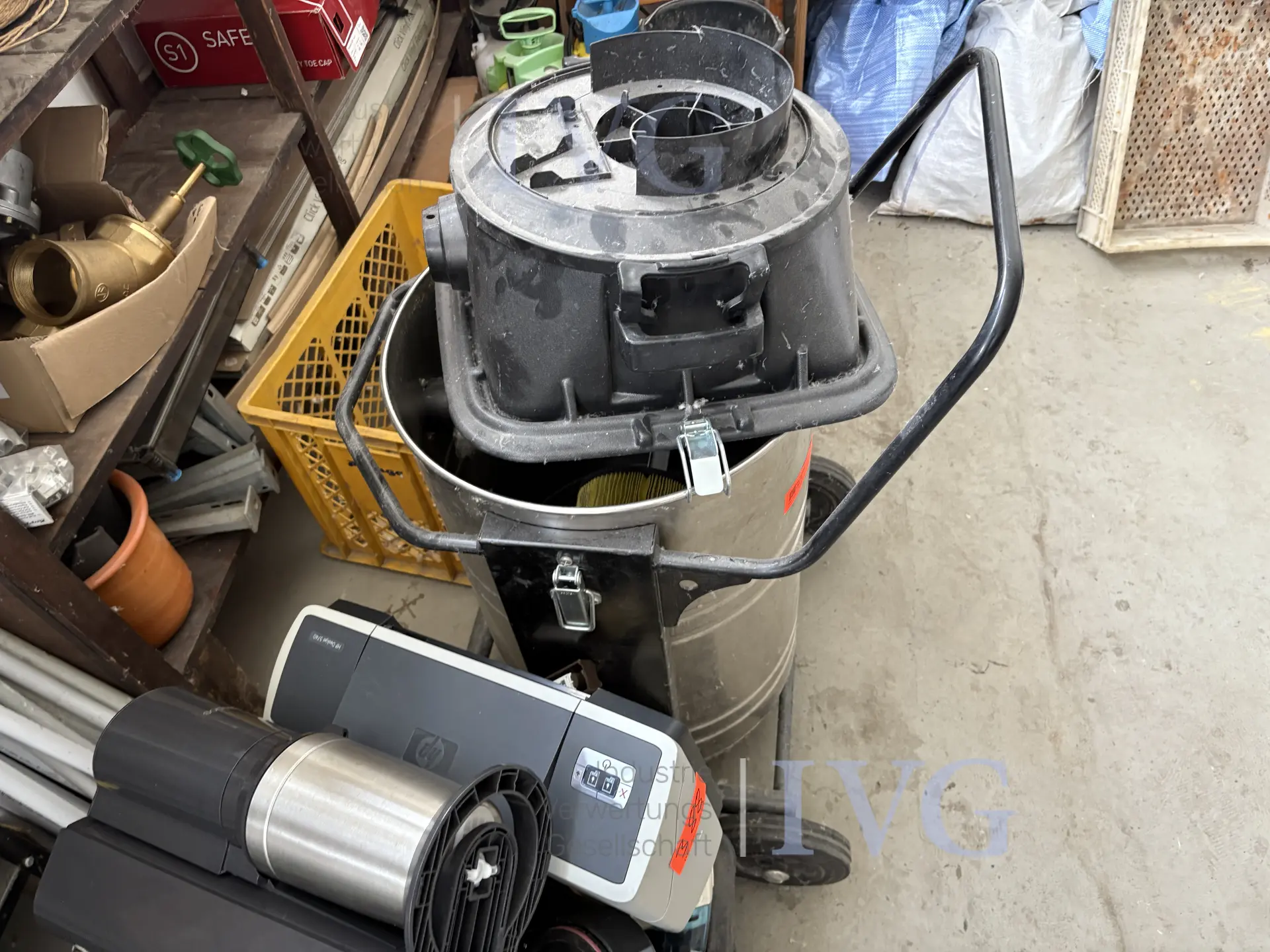 Posten Alt-Elektronik – foto 5 – kavel bij IVG, Güstrow