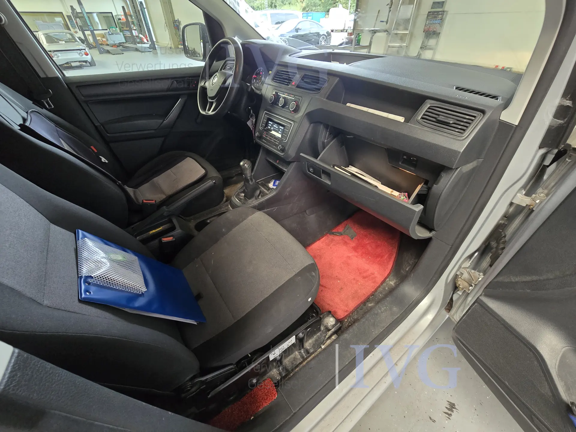 Van VW Caddy Maxi – foto 8 – kavel bij IVG, Kirchlengern