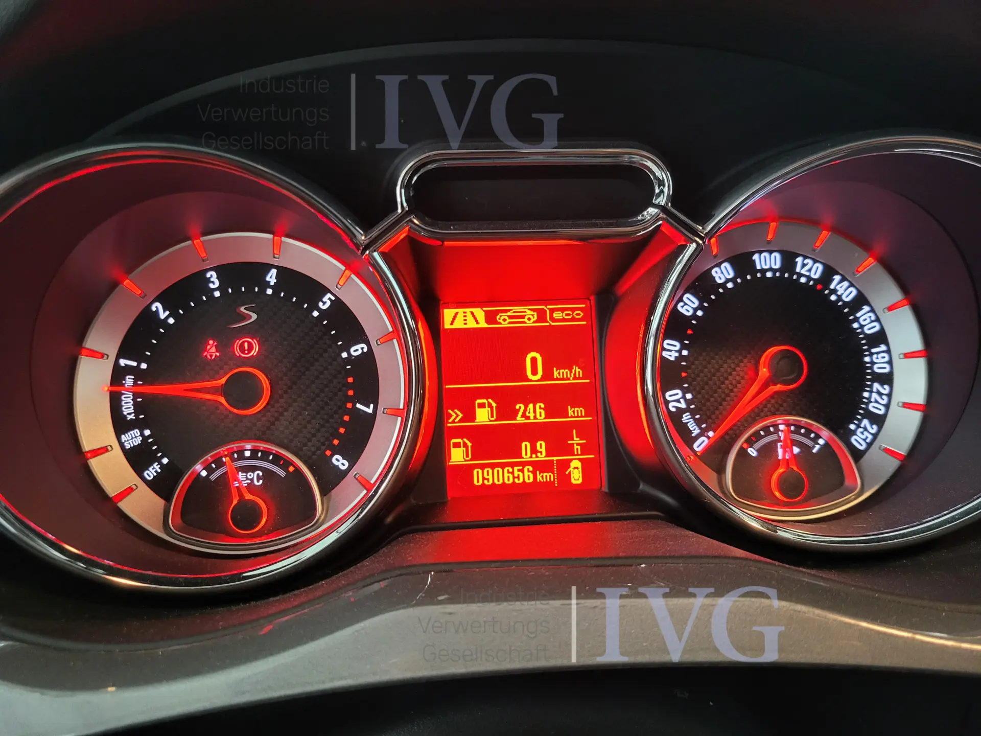Hatchback OPEL Adam – foto 18 – kavel bij IVG, Kirchlengern