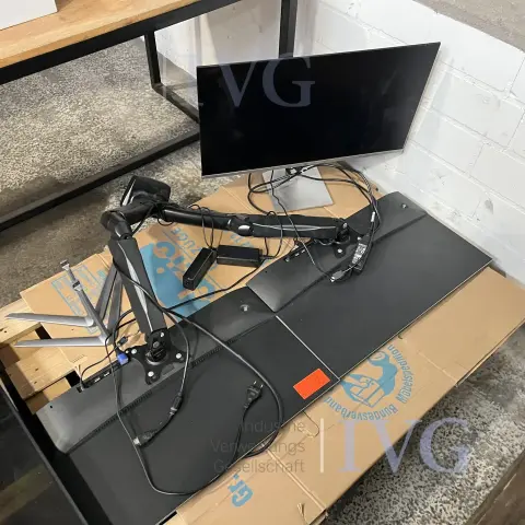 PC-Bildschirme PEAQ