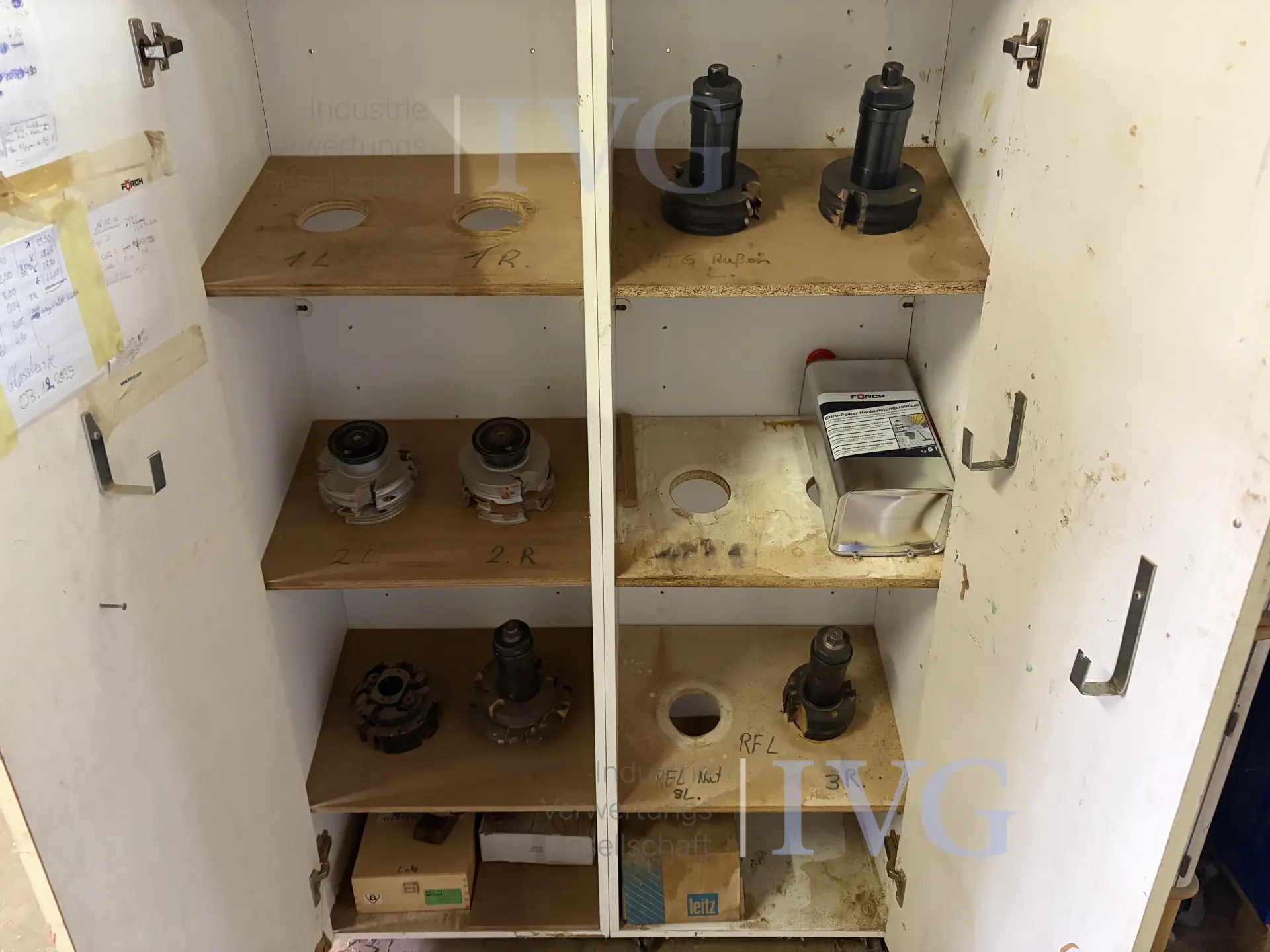 Stahl-Schrank (blau) – foto 10 – kavel bij IVG, Nordhorn