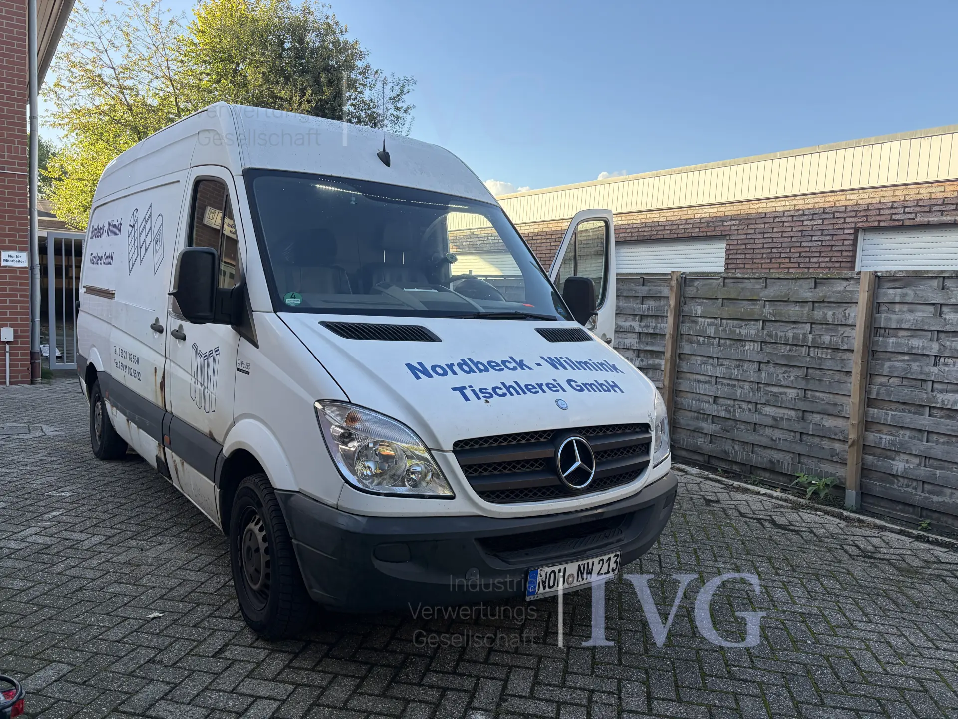 Lkw geschlossener Kasten MERCEDES-BENZ Sprinter 213 CDI – foto 2 – kavel bij IVG, Nordhorn