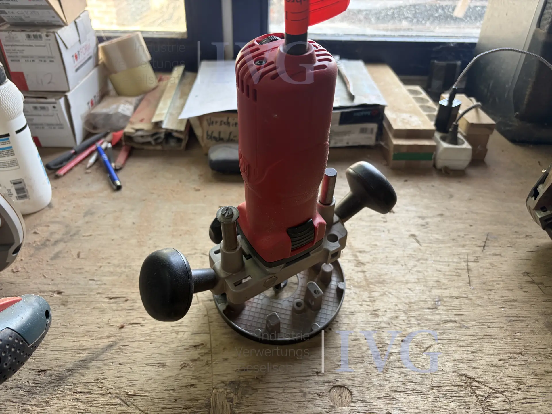 Oberfräse MILWAUKEE DG30 B – foto 3 – kavel bij IVG, Nordhorn