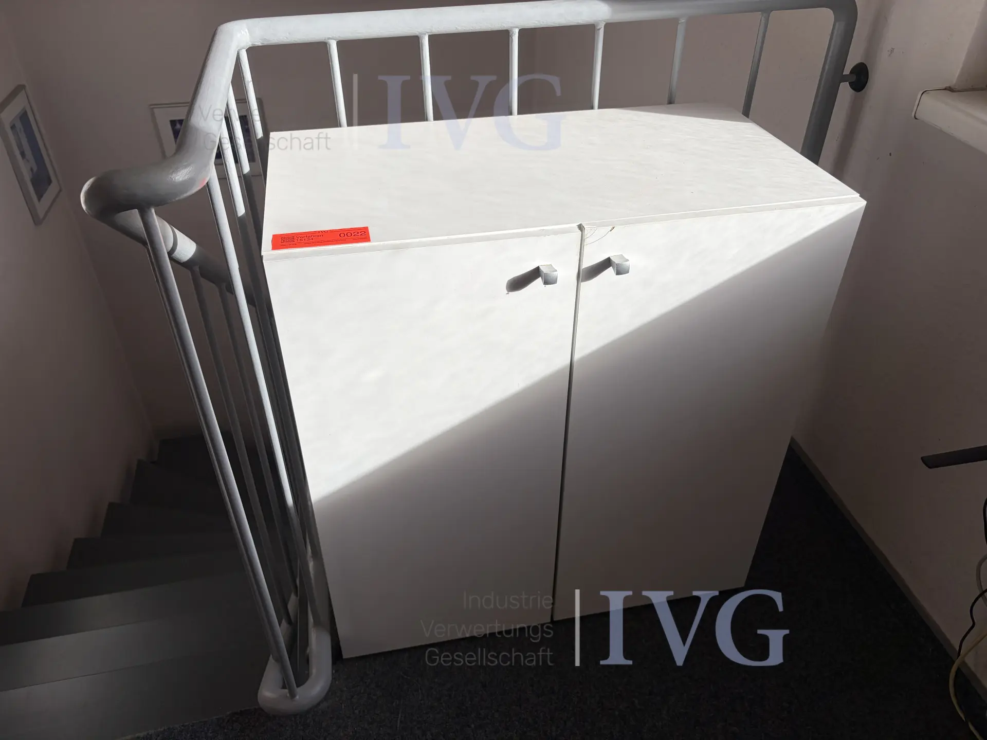 Schränke (cremé) – foto 2 – kavel bij IVG, Nordhorn