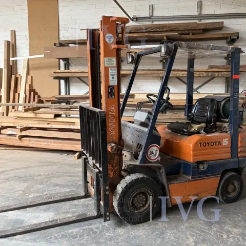 Treibgas-Gabelstapler TOYOTA 425FGF 15