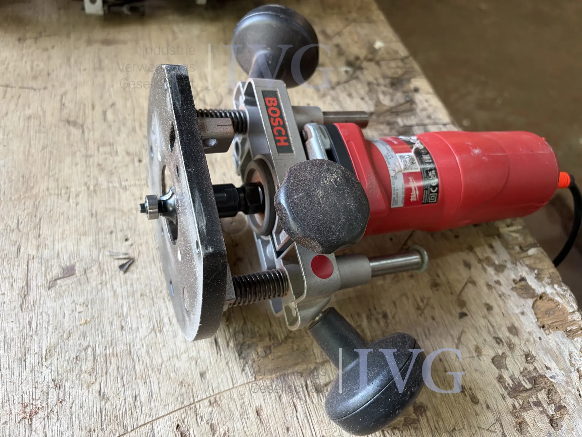 Oberfräse MILWAUKEE DG30 B – foto 4 – kavel bij IVG, Nordhorn