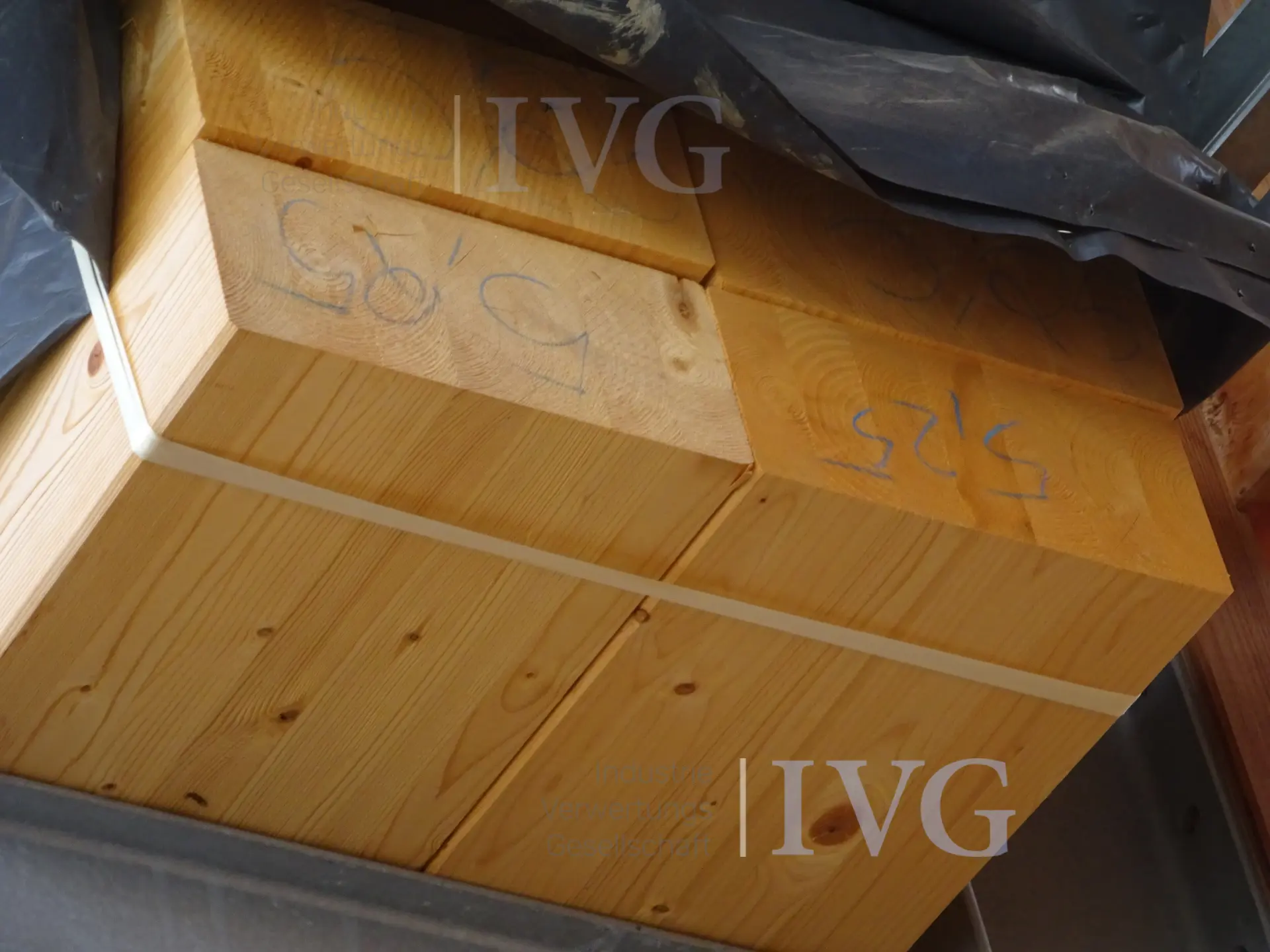 Posten Konstruktionsholz – foto 2 – kavel bij IVG, Seulingen