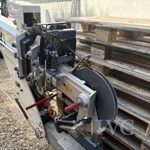 Thumbnail 8