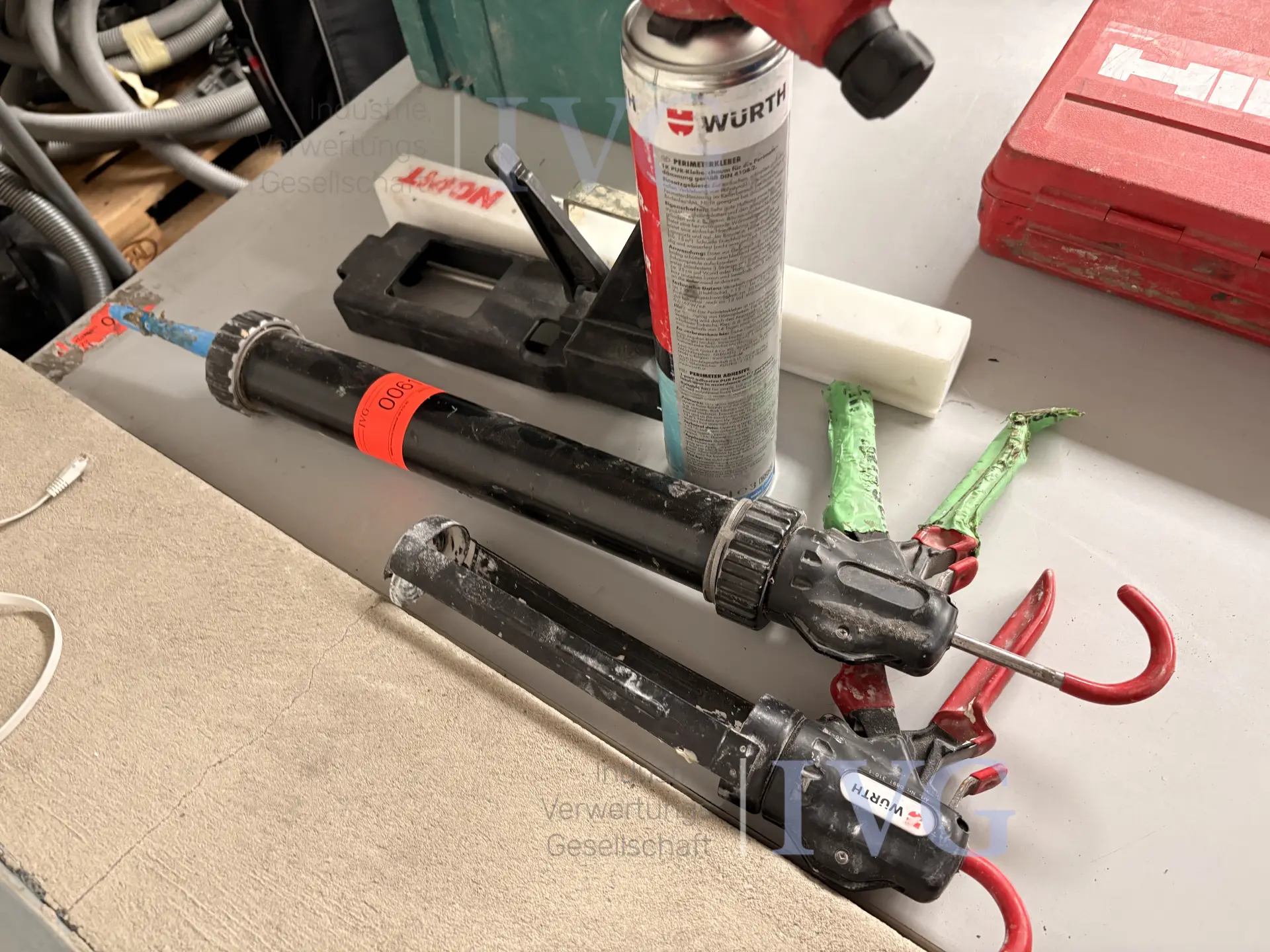 Posten Kartuschenpressen – foto 2 – kavel bij IVG, Kirchlengern