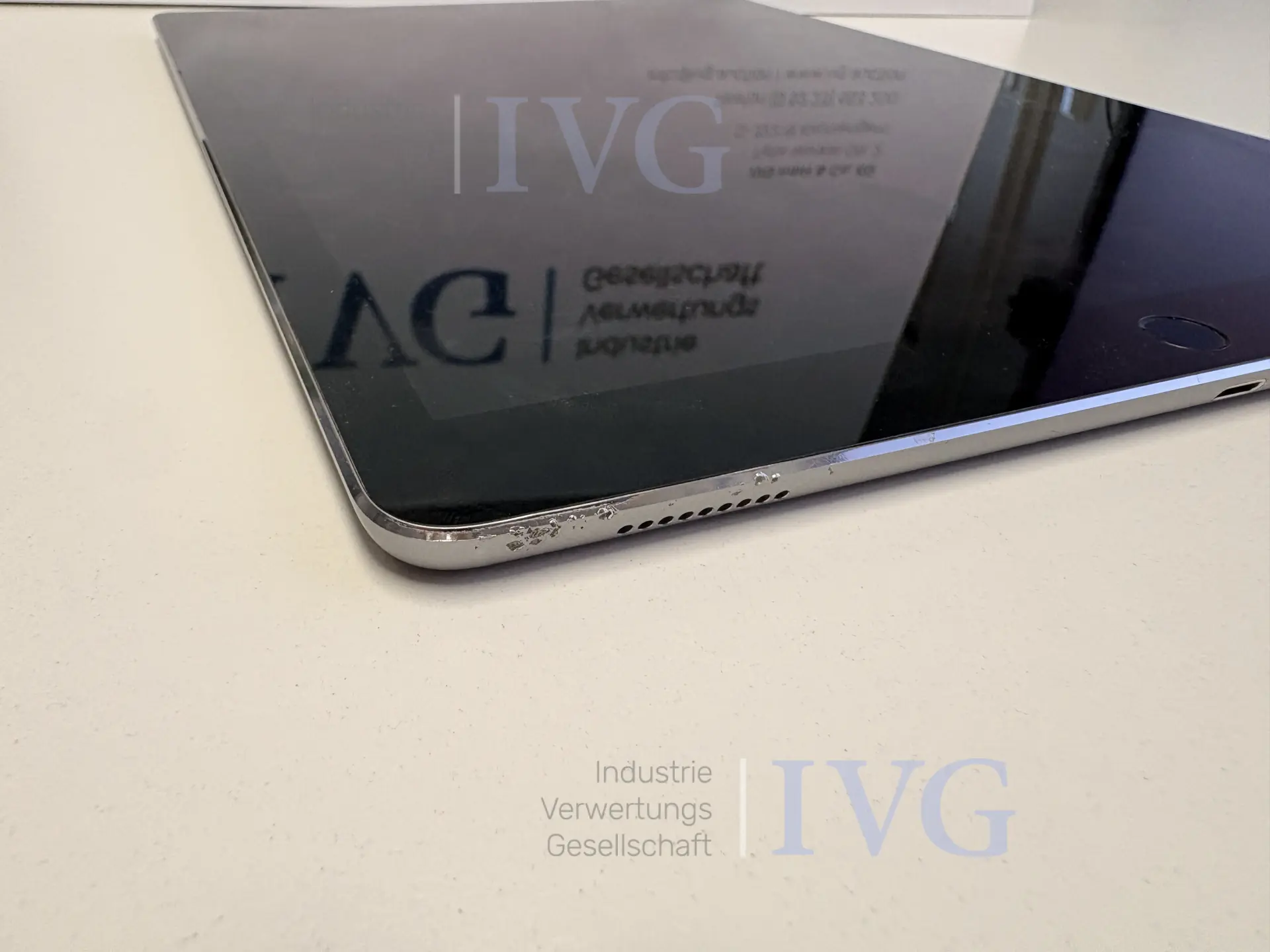 Tablet APPLE iPad A1652 – foto 2 – kavel bij IVG, Kirchlengern