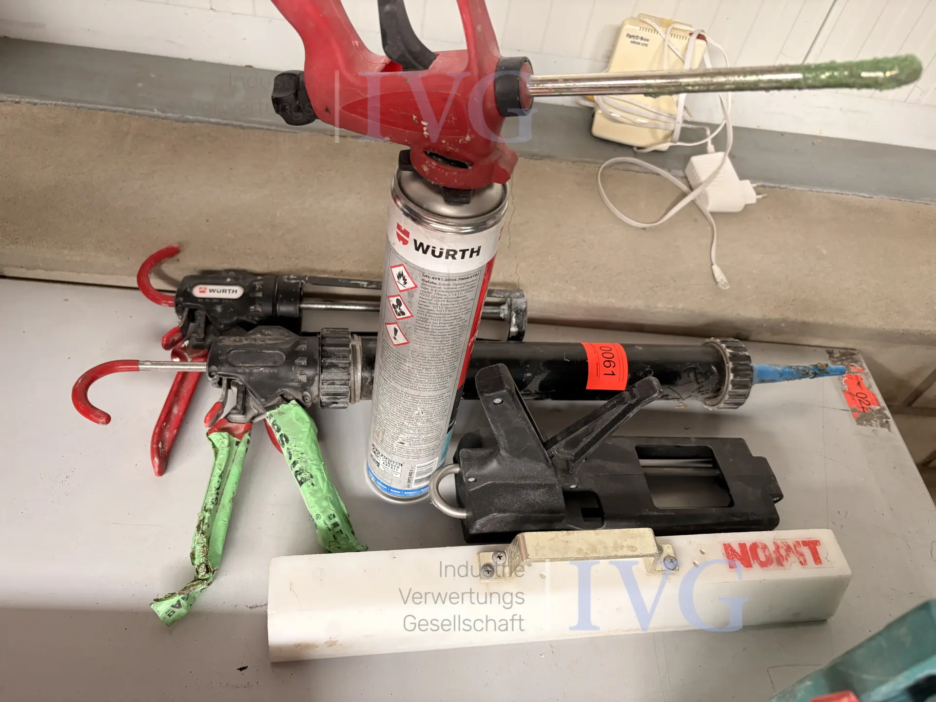 Posten Kartuschenpressen – foto 3 – kavel bij IVG, Kirchlengern