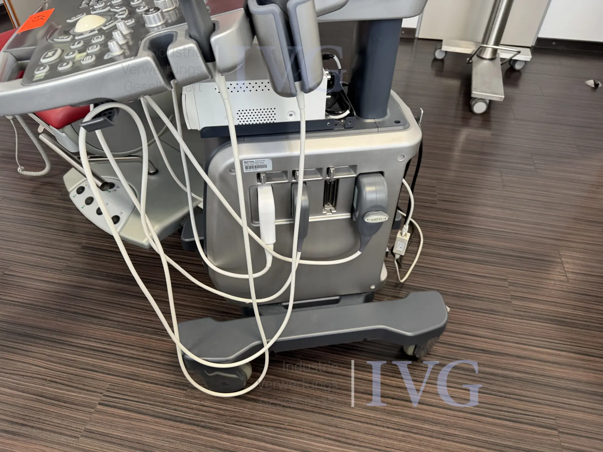Ultrasone-apparaat ALPINION Ecube 8 – foto 3 – kavel bij IVG, Düsseldorf