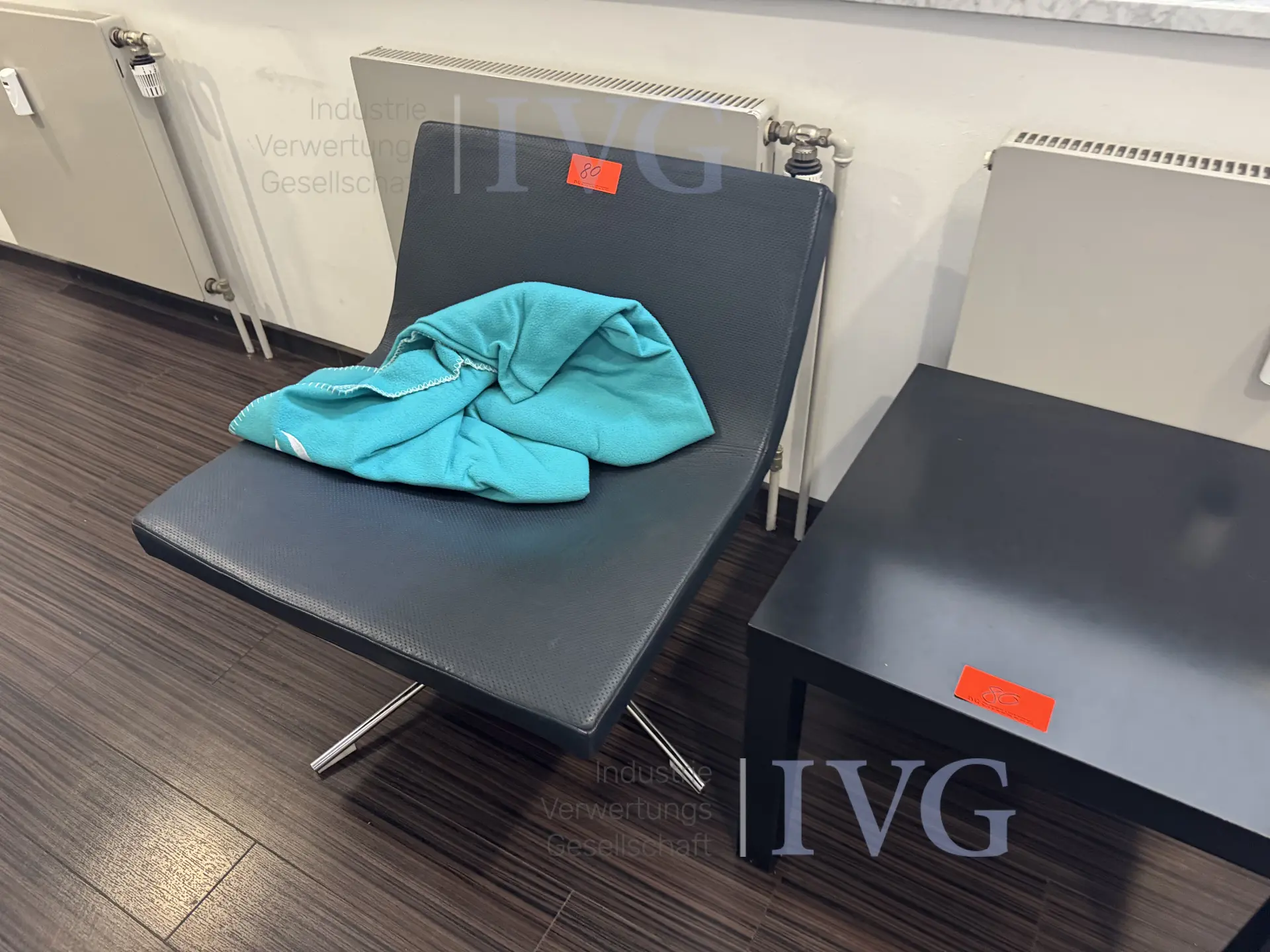 Designfauteuil – foto 3 – kavel bij IVG, Düsseldorf