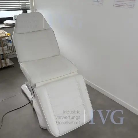 Treatment room equipment