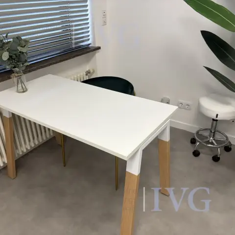 Treatment room equipment
