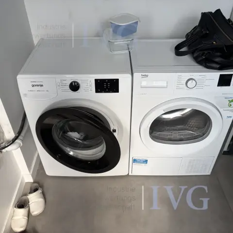 Changing room equipment