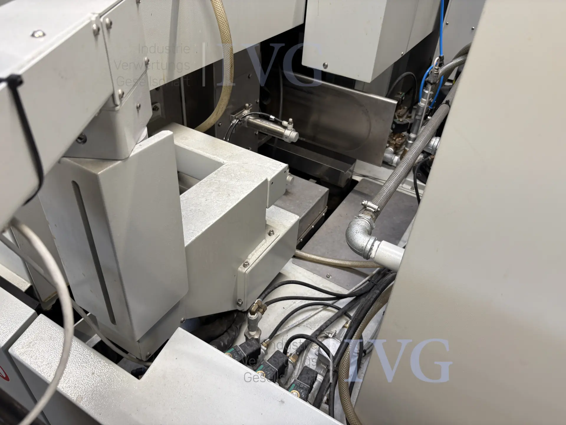 Draht-Erodiermaschine MITSUBISHI ELECTRIC MV2400S – foto 11 – kavel bij IVG, Espelkamp