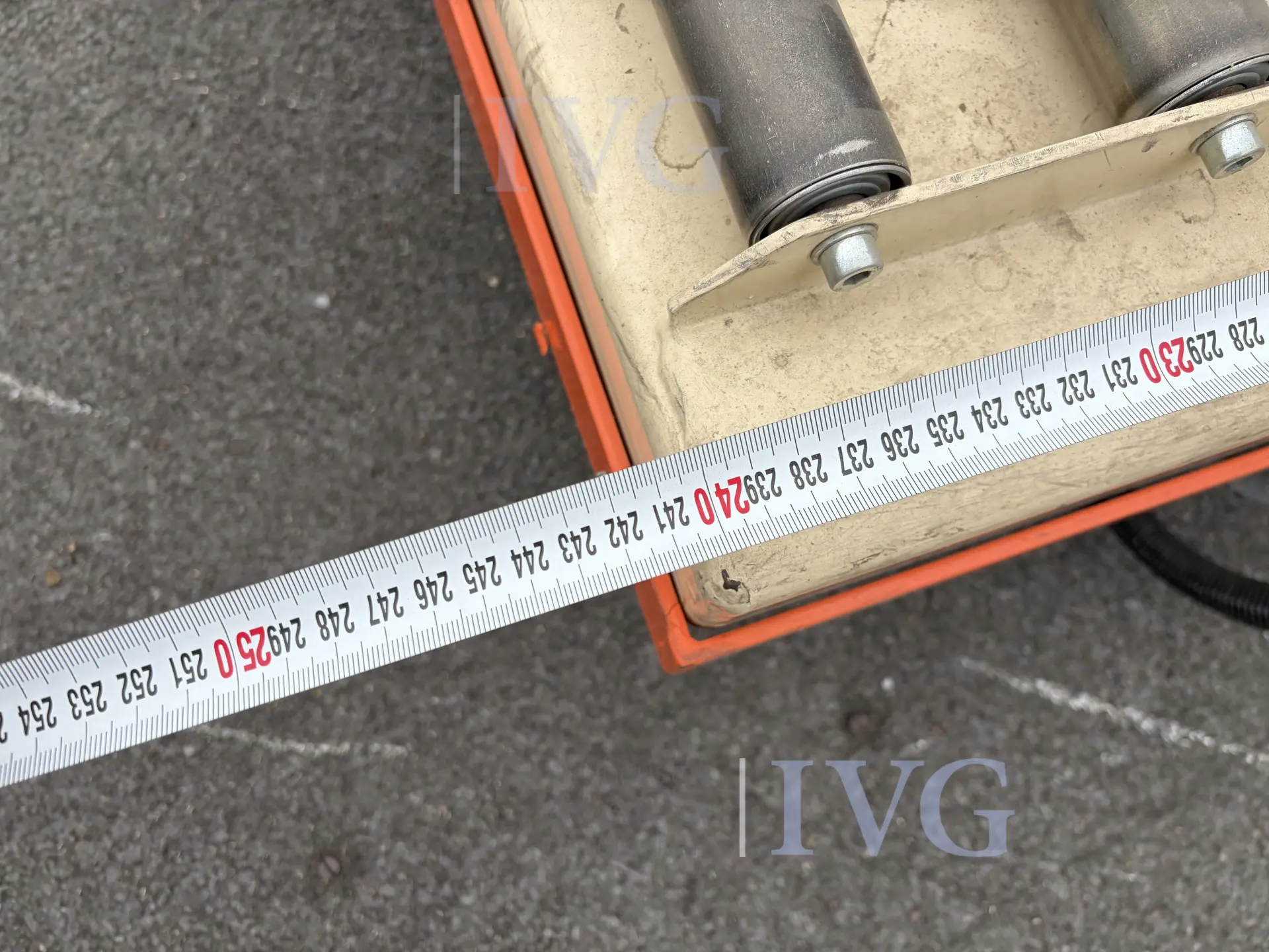 Heftafel met schaarmechanisme – foto 7 – kavel bij IVG, Salzkotten-Mantinghausen