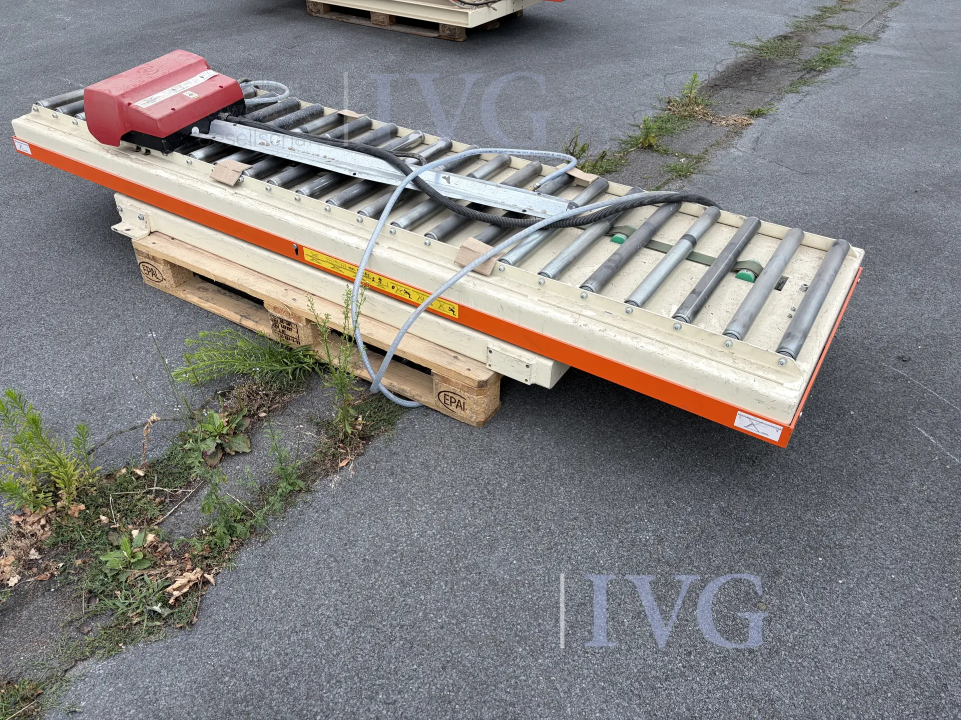 Heftafel met schaarmechanisme – foto 4 – kavel bij IVG, Salzkotten-Mantinghausen
