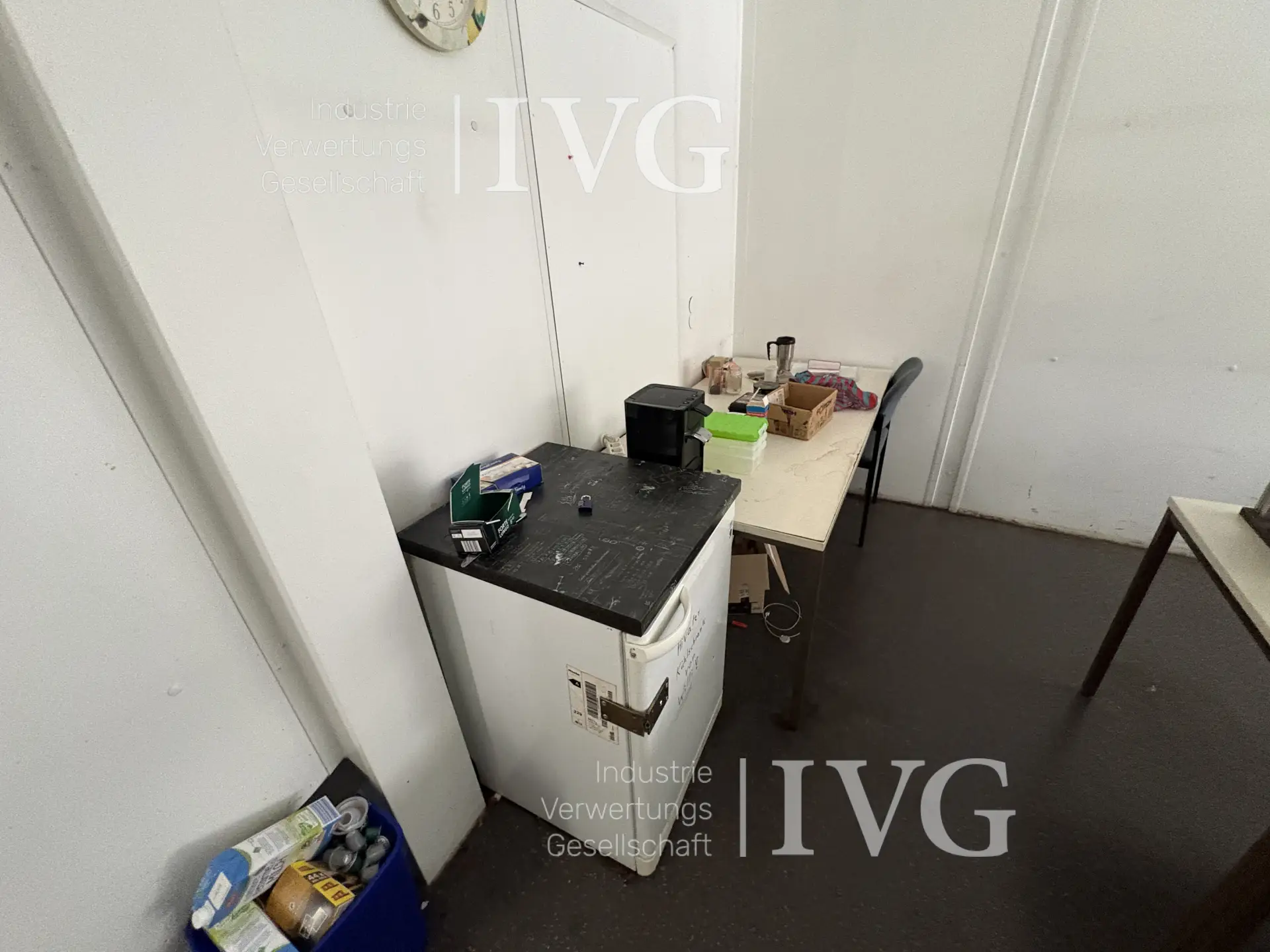 Aufenthaltsraummöblierung – foto 5 – kavel bij IVG, Isenbüttel