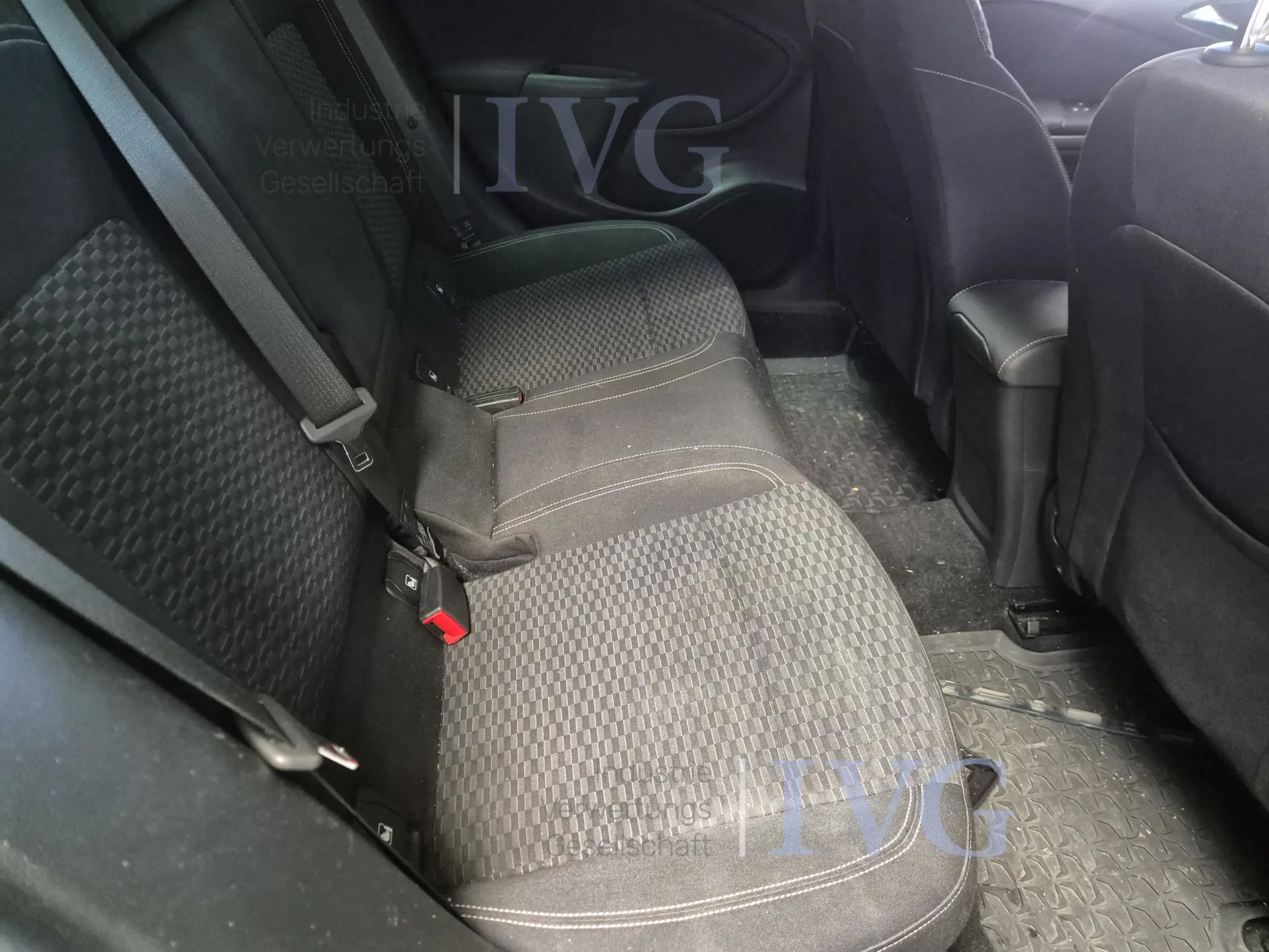 Personenauto OPEL Astra 1.6 TDci – foto 12 – kavel bij IVG, Kirchlengern