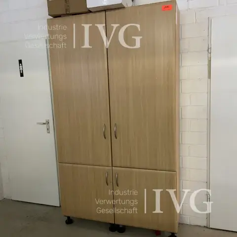 Schrank