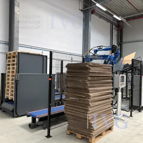 Robotic cell for depalletizing THULL