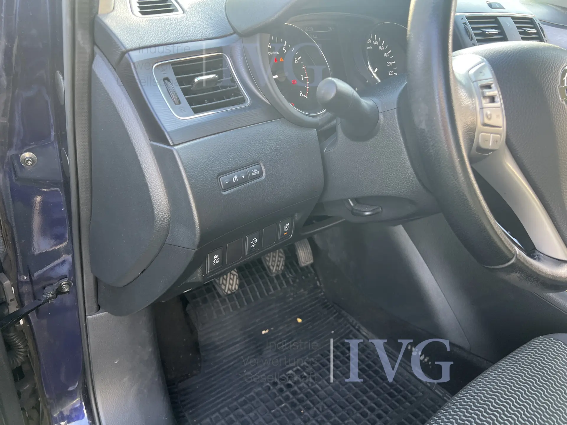 Mehrzweckfahrzeug NISSAN Pulsar – foto 19 – kavel bij IVG, Schwaigern