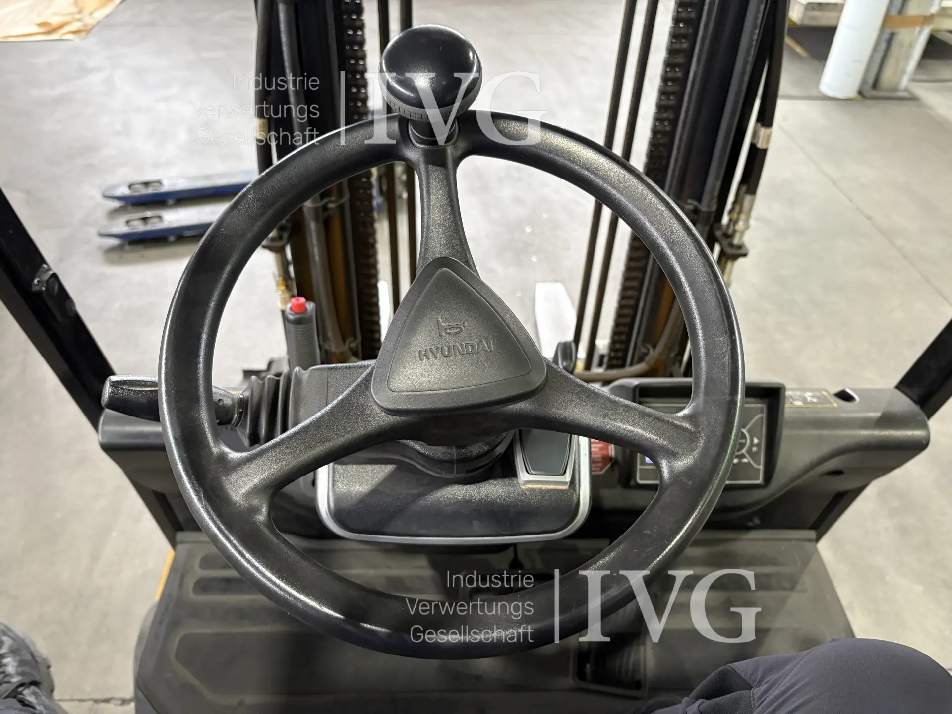 E-Gabelstapler HYUNDAI 30BH-9 | IVG