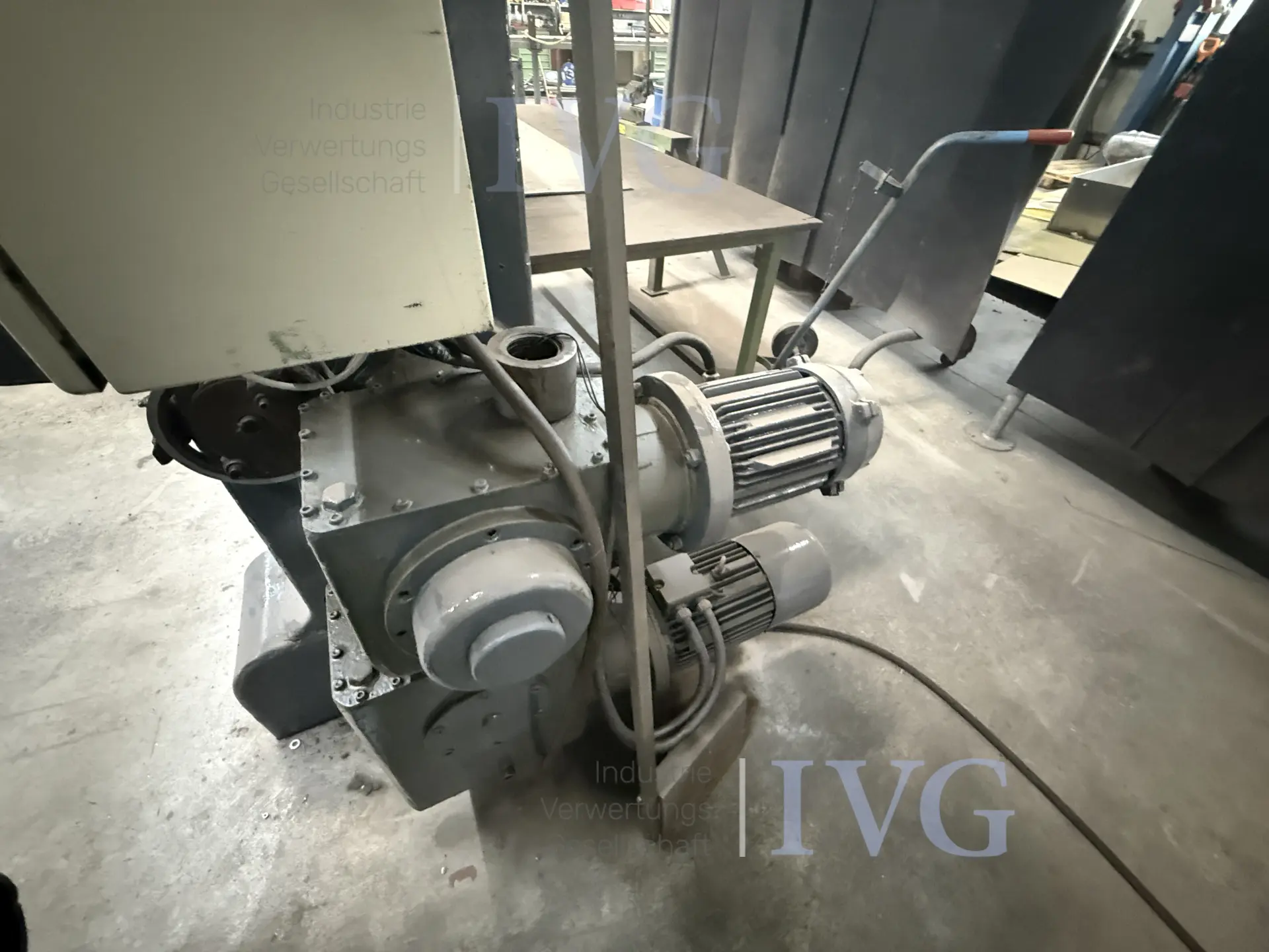 Schwenkbiegemaschine HZR20/1579 – foto 7 – kavel bij IVG, Neumünster