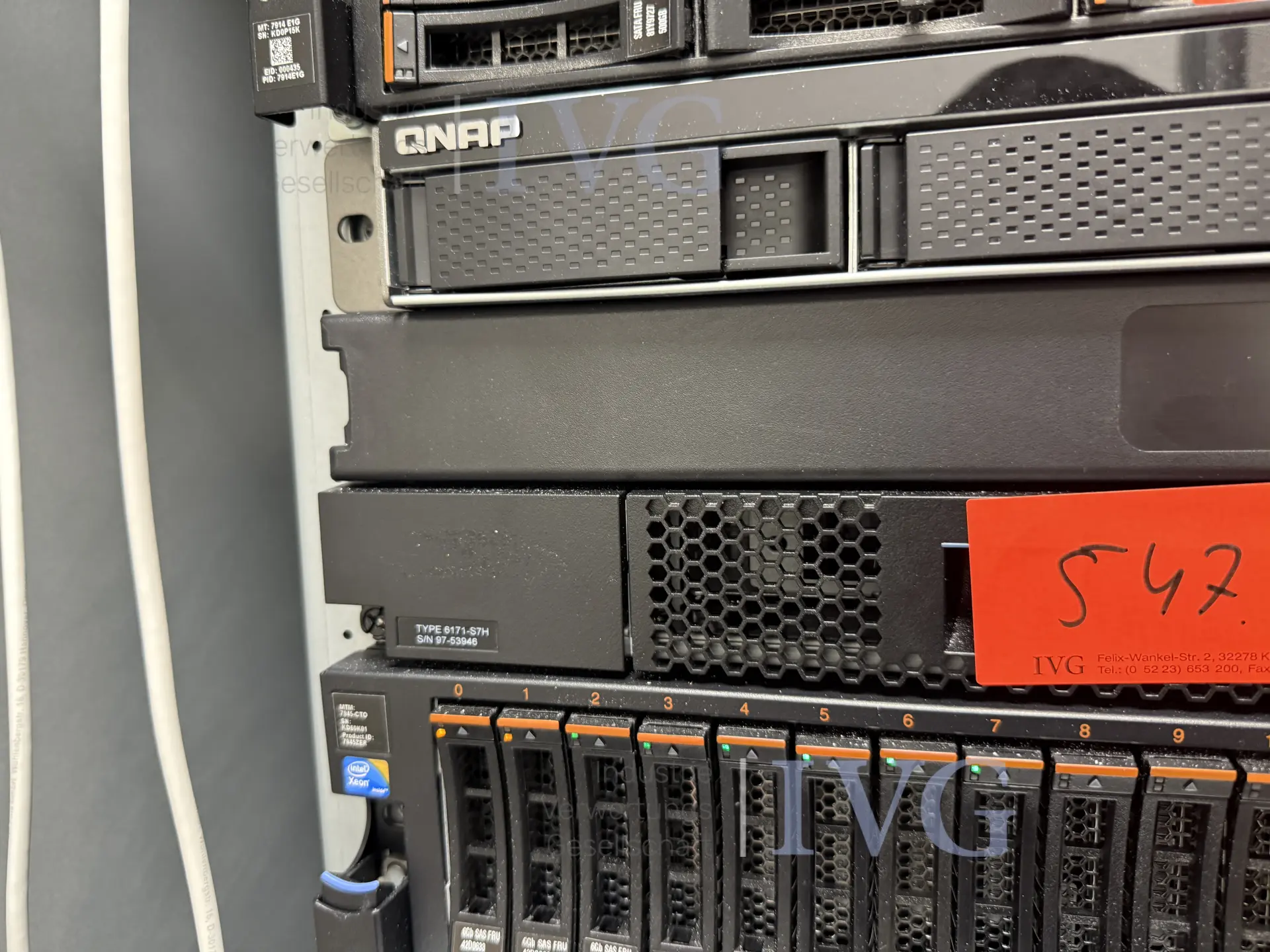 Posten Server-Hardware – foto 8 – kavel bij IVG, Neumünster
