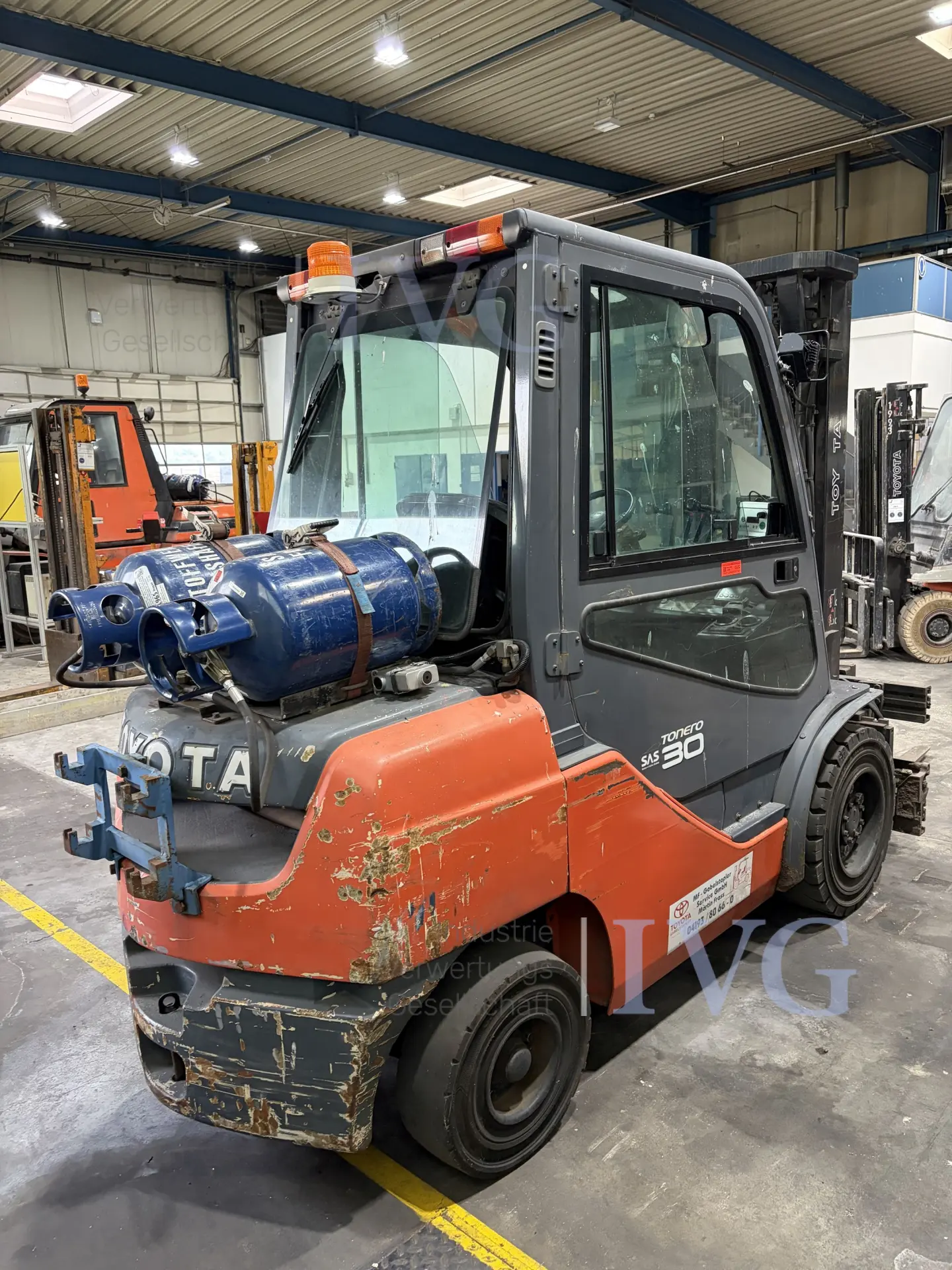 Treibgas-Gabelstapler (spätere Herausgabe/Abholung) TOYOTA 02-8FGF30/A450 – foto 4 – kavel bij IVG, Neumünster