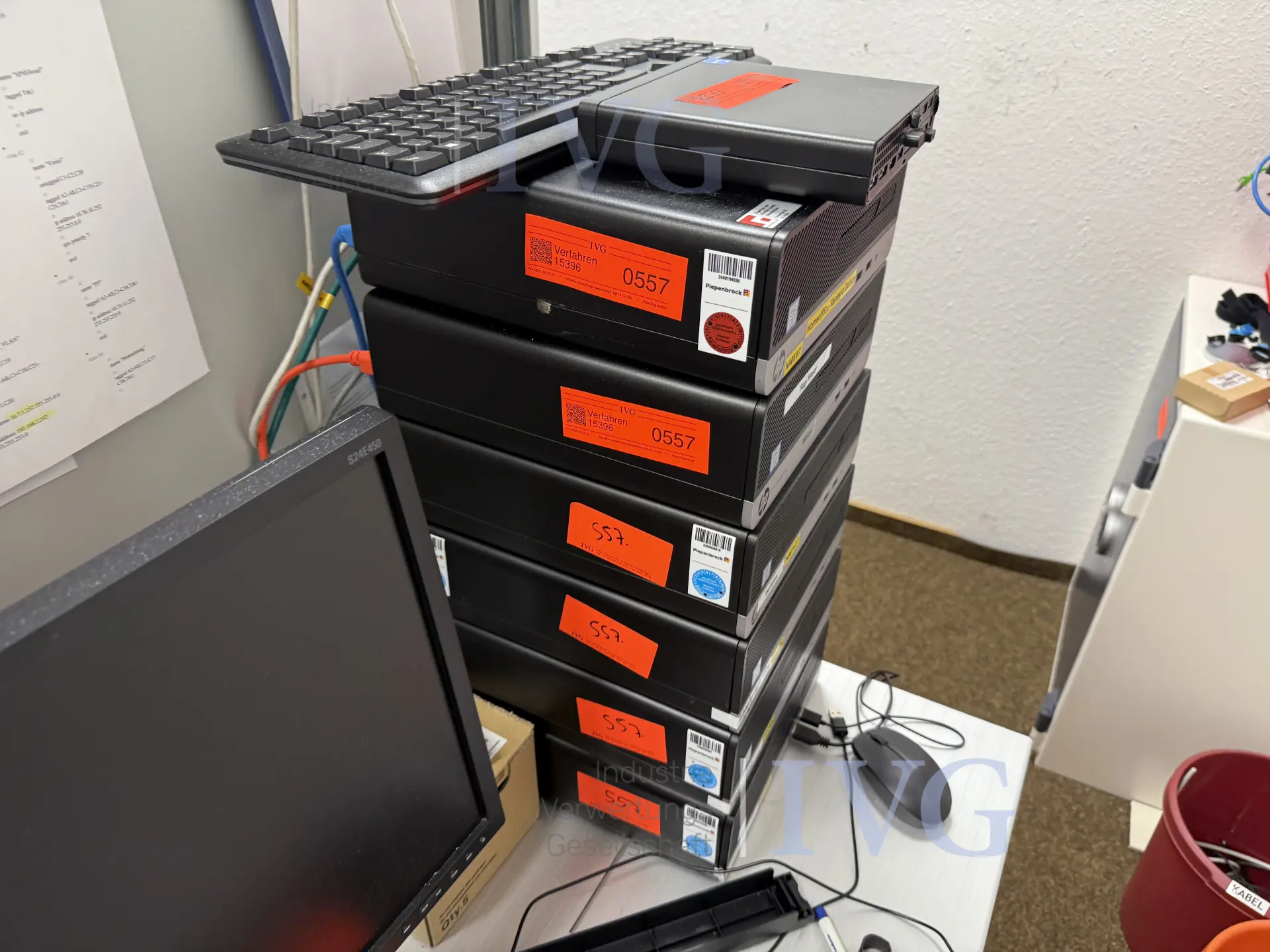 Posten IT-Hardware – foto 3 – kavel bij IVG, Neumünster