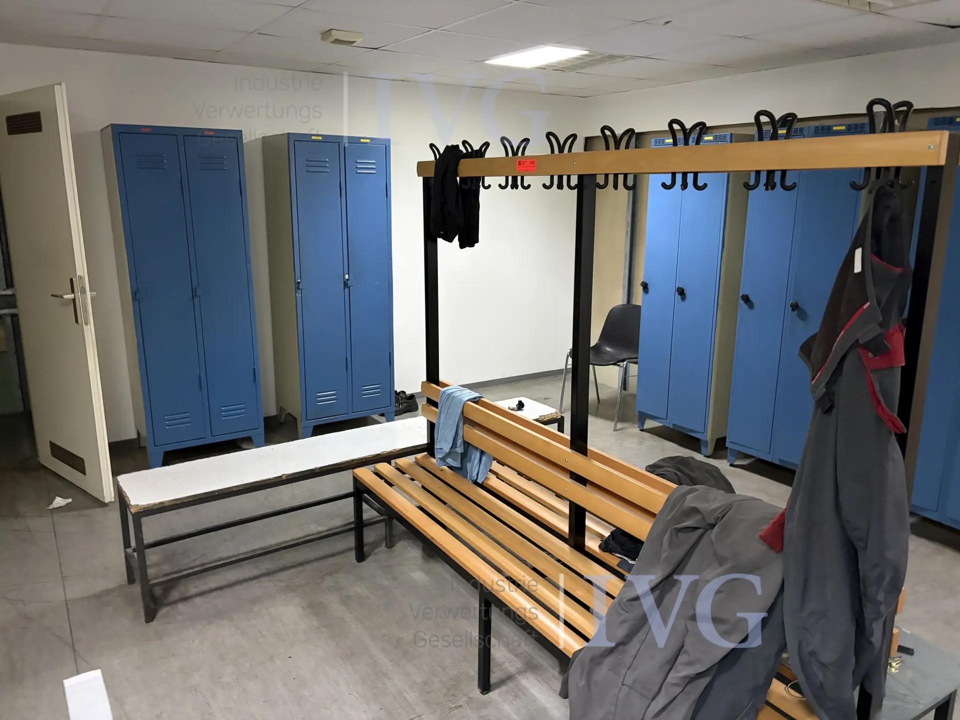 Posten Umkleidespinde – foto 2 – kavel bij IVG, Neumünster