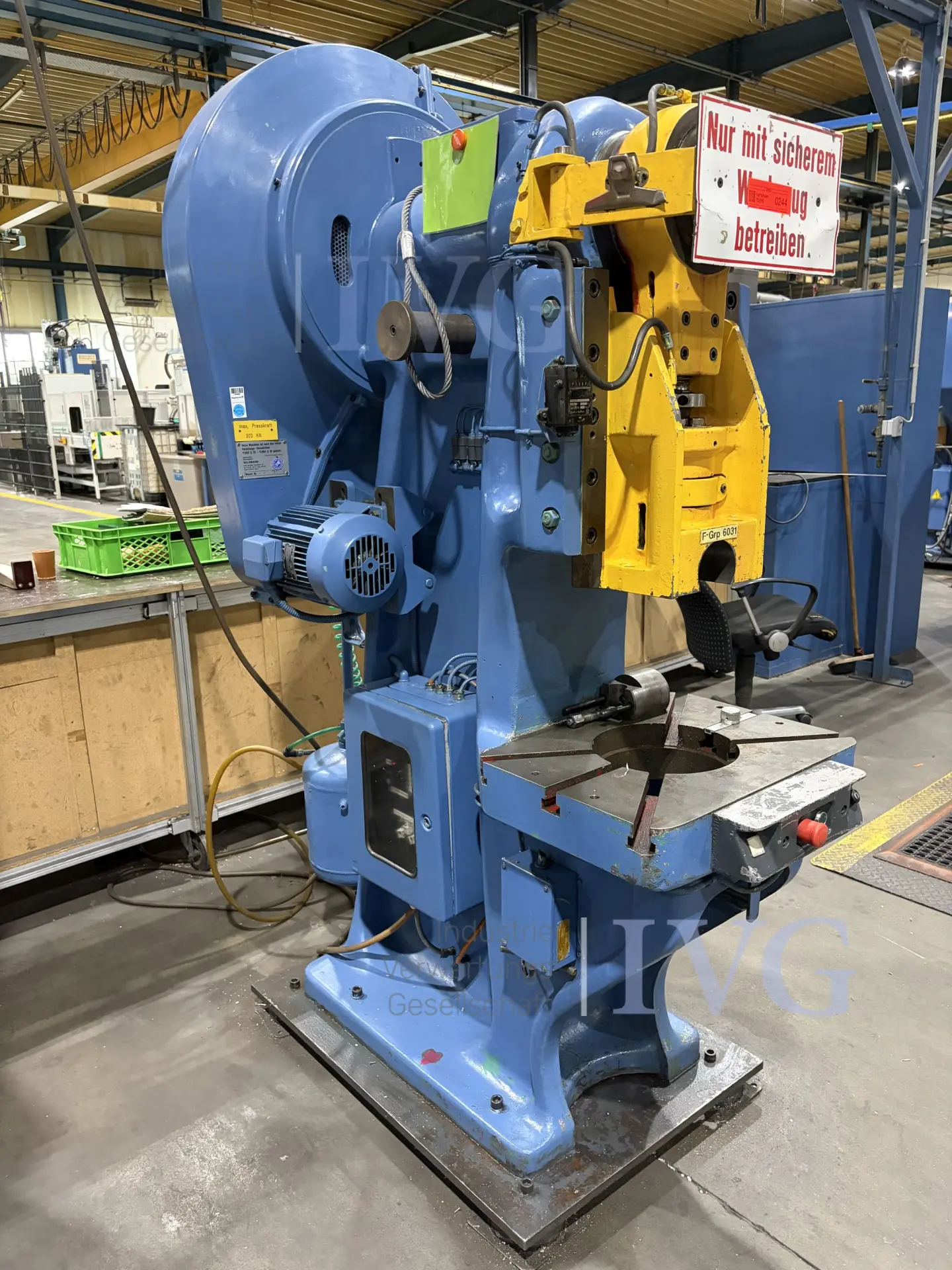 Exzenterpresse PMB EPF-32 – foto 2 – kavel bij IVG, Neumünster