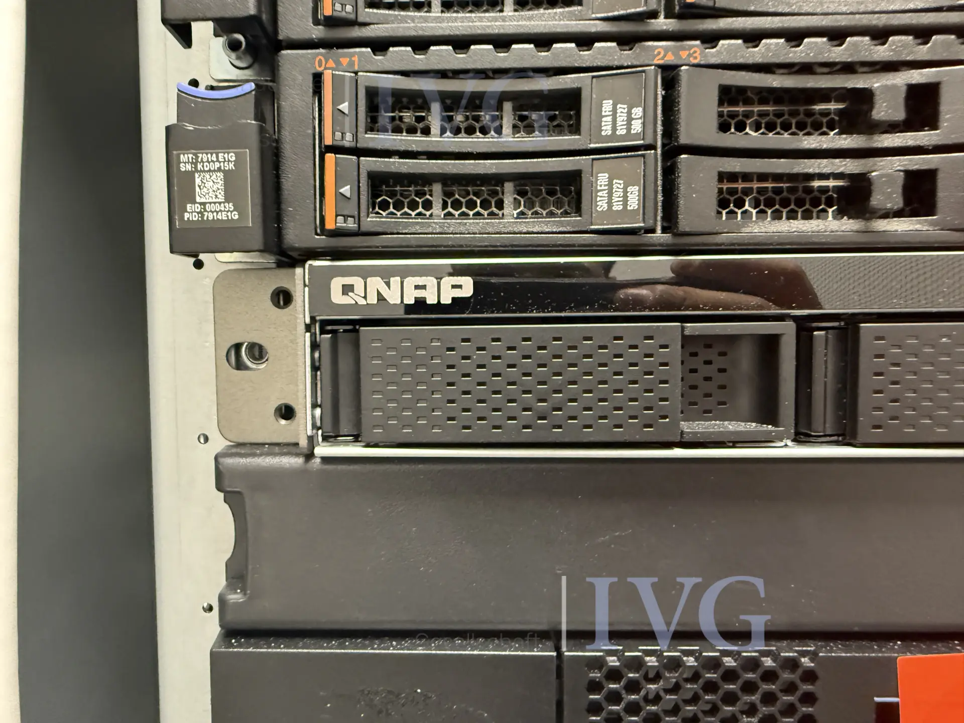Posten Server-Hardware – foto 5 – kavel bij IVG, Neumünster