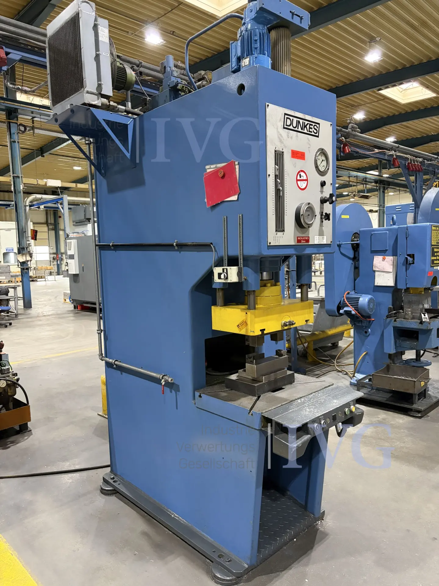 hydraulische Einständerpresse DUNKES HZS25 – foto 2 – kavel bij IVG, Neumünster