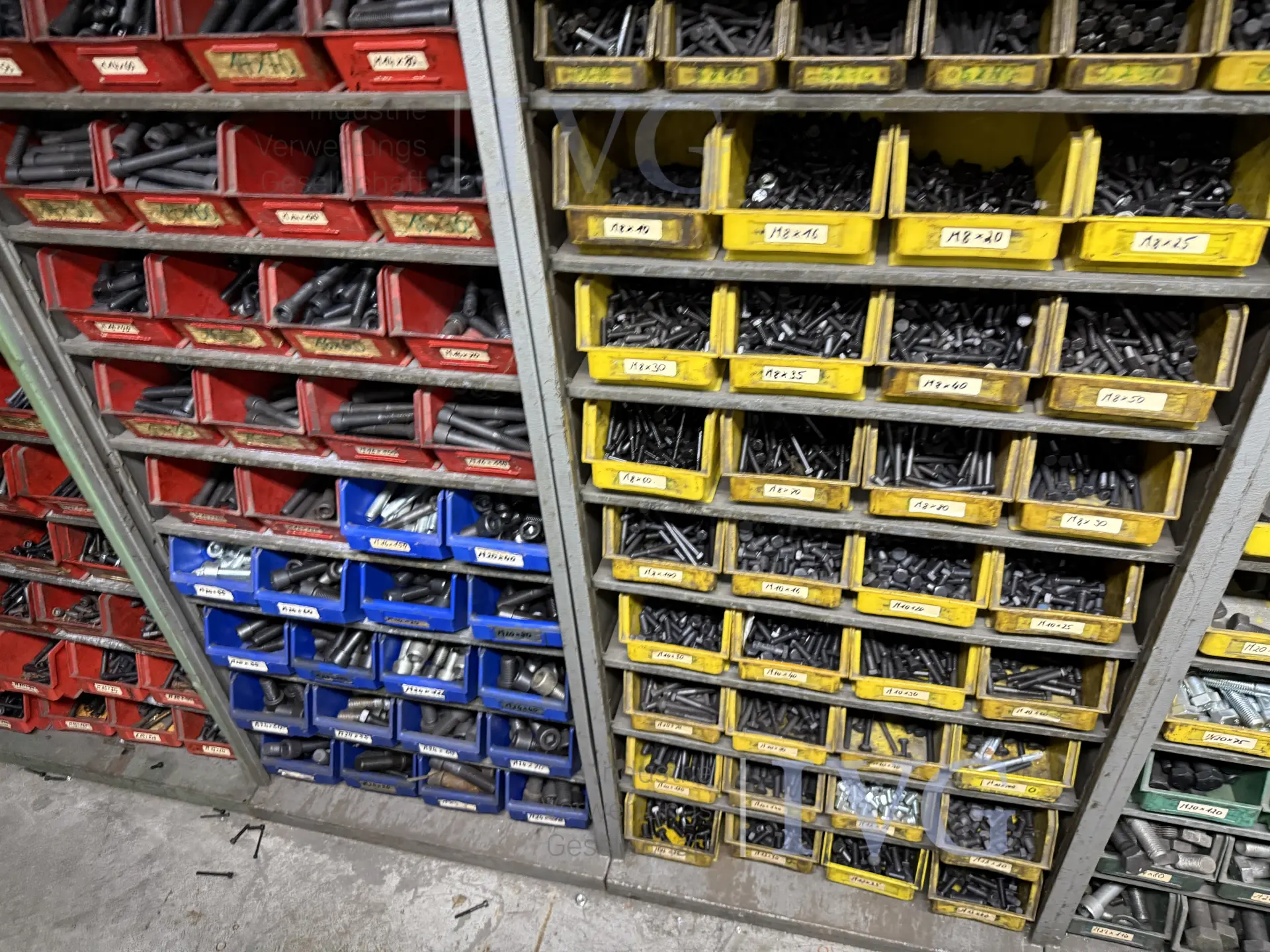 Posten Werkzeuge und Verbrauchsmaterialien – foto 11 – kavel bij IVG, Neumünster