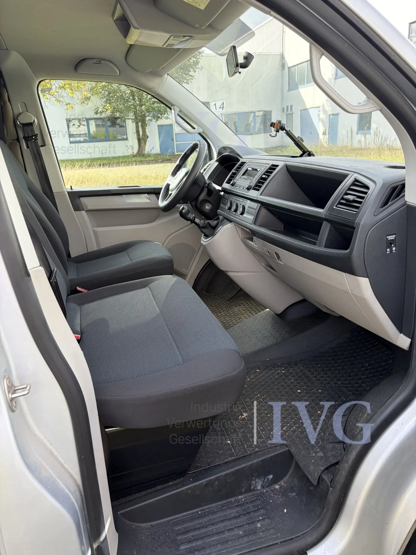 Van VW T6 Transporter – foto 11 – kavel bij IVG, Neumünster