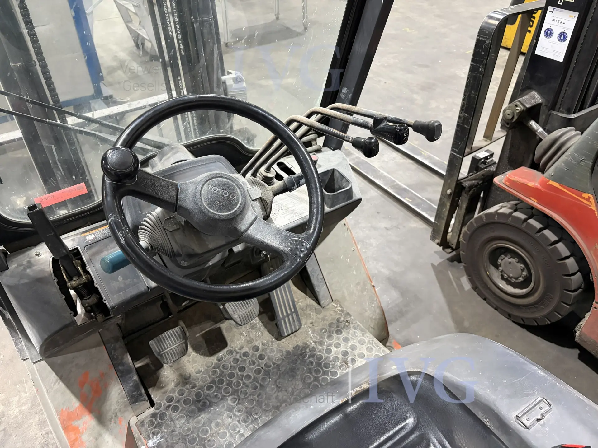 Treibgas-Gabelstapler (spätere Herausgabe/Abholung) TOYOTA 42-7FGF18 – foto 5 – kavel bij IVG, Neumünster