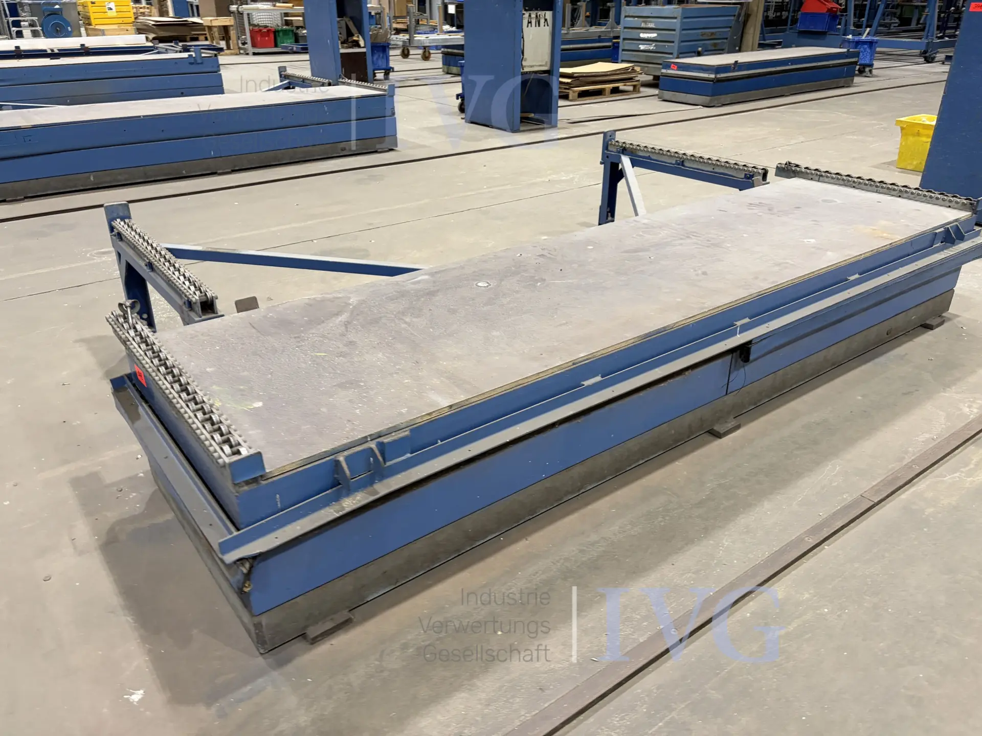Scherenhubtische – foto 2 – kavel bij IVG, Neumünster