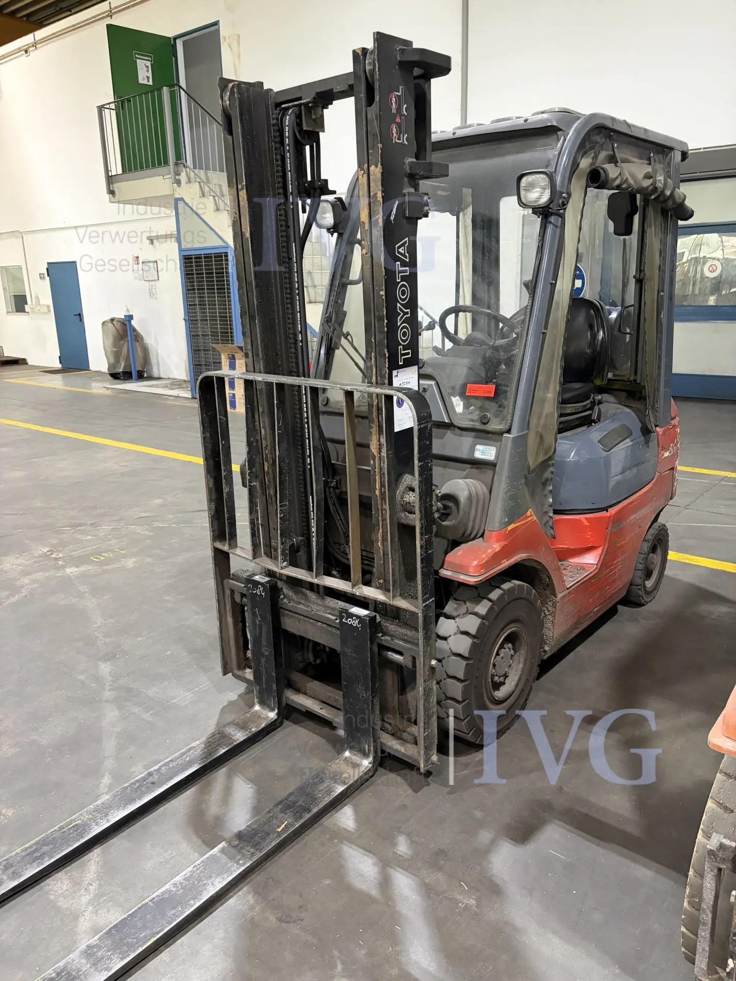 Treibgas-Gabelstapler (spätere Herausgabe/Abholung) TOYOTA 42-7FGF15 – foto 2 – kavel bij IVG, Neumünster