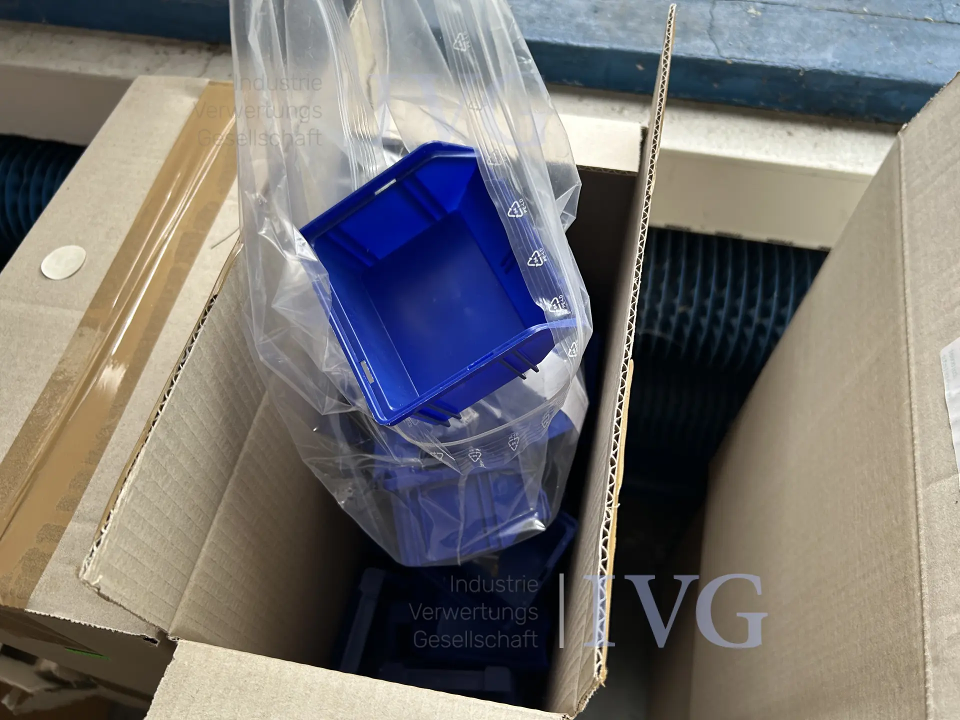 umfangreicher Warenbestand – foto 24 – kavel bij IVG, Bielefeld
