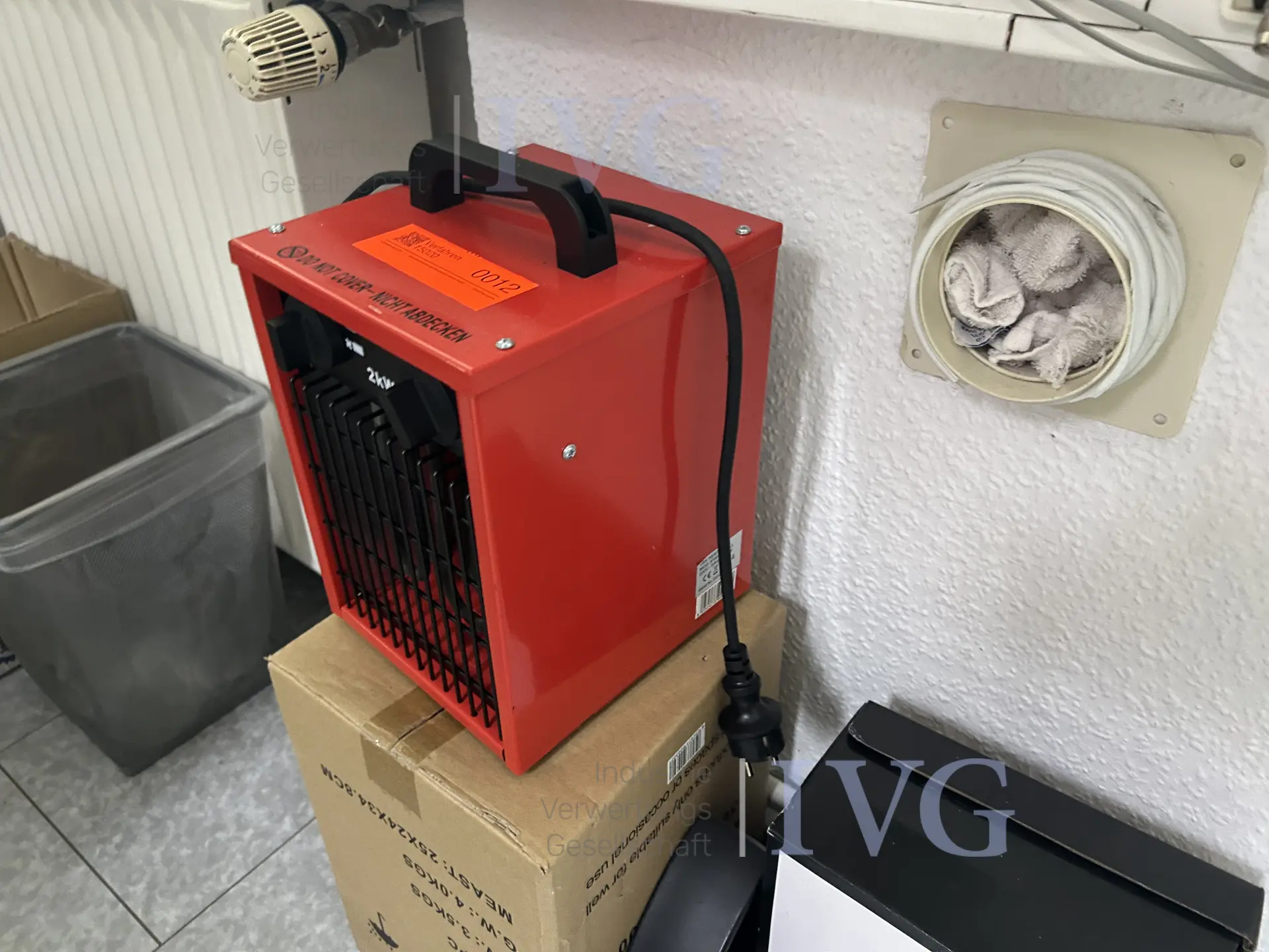 E-Heizstrahler (rot) – foto 2 – kavel bij IVG, Bielefeld