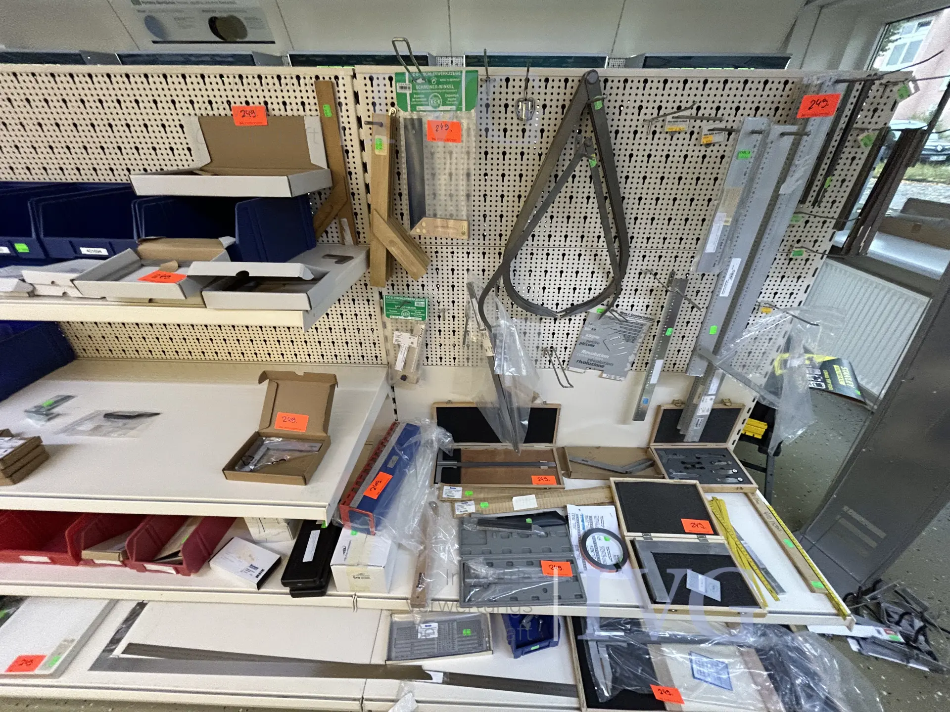 Warenbestand Prüf- und Messmittel FORUM – foto 2 – kavel bij IVG, Bielefeld